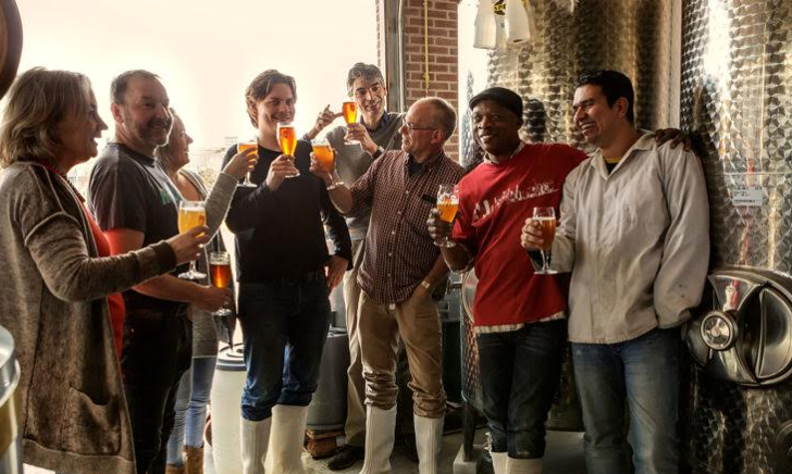 Proosten bij Brouwerij de 7 Deugden